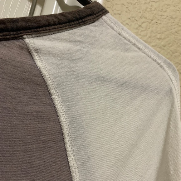 American Eagle Outfitters cute casual top - Picture 3 of 3